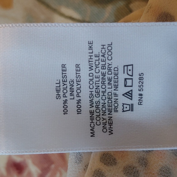 Express Womens Dress Polkadot Blouse in Cream and Black size Large - Picture 11 of 11